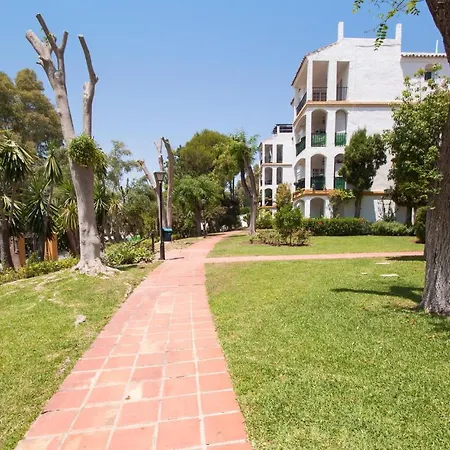 Beautiful In Malaga With Outdoor Swimming Pool, Wifi And 3 Bedrooms Διαμέρισμα
