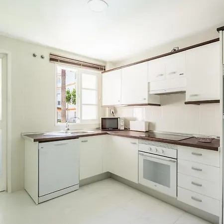 Διαμέρισμα Beautiful In Malaga With Outdoor Swimming Pool, Wifi And 3 Bedrooms *