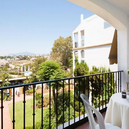 Διαμέρισμα Beautiful In Malaga With Outdoor Swimming Pool, Wifi And 3 Bedrooms