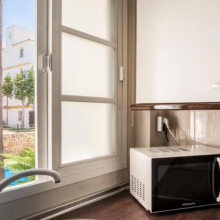 Beautiful In Malaga With Outdoor Swimming Pool, Wifi And 3 Bedrooms